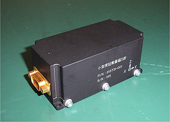 小型衛星搭載用3軸磁気センサ